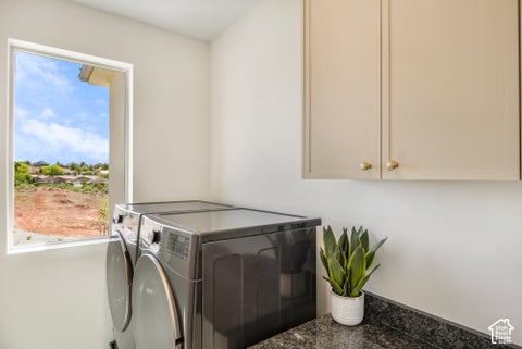 Tiny photo for 963 N MANEN ST, Washington, UT 84780 (MLS # 2188047)