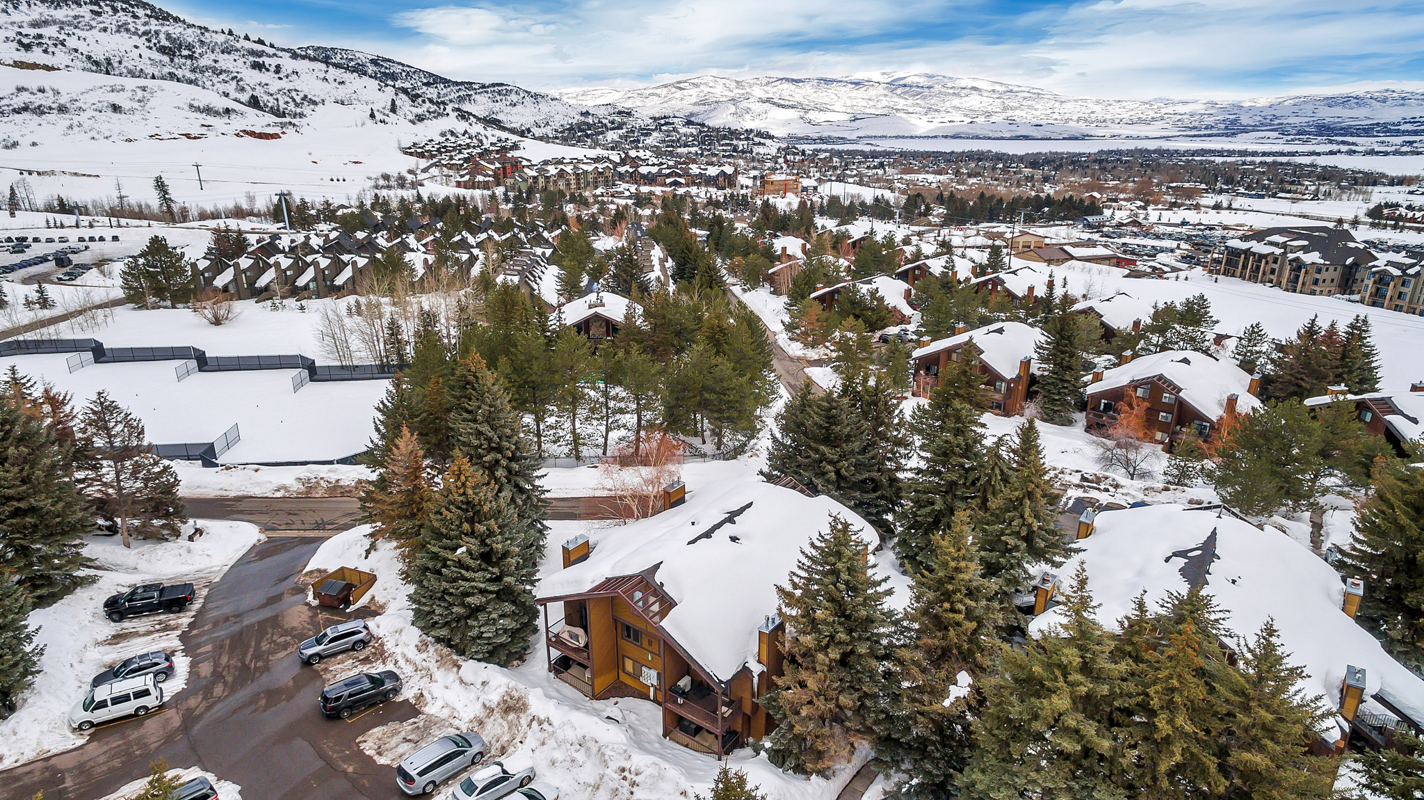 RED PINE CHALETS CONDO - Residential