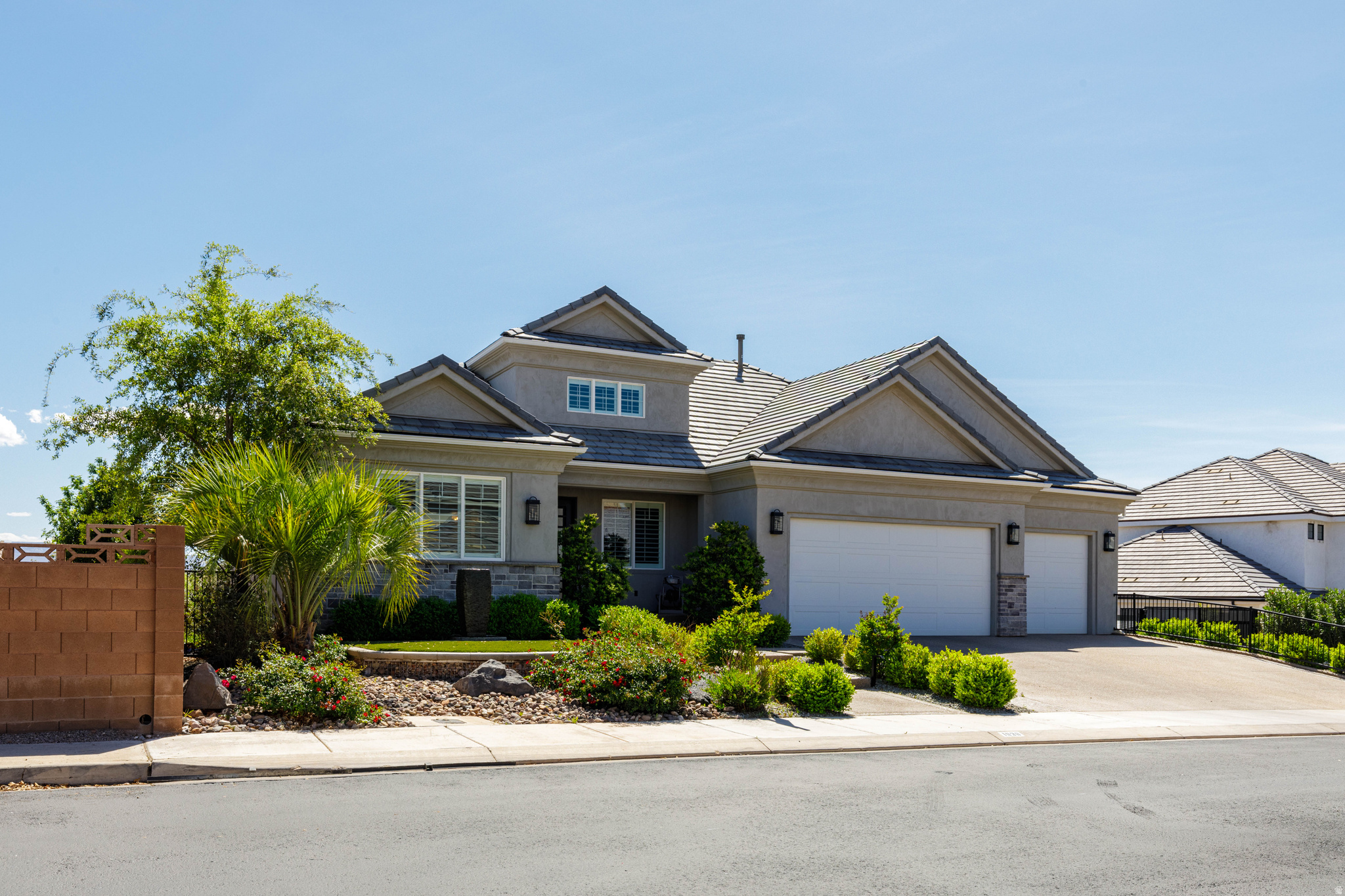 VENTANA RIDGE - Residential