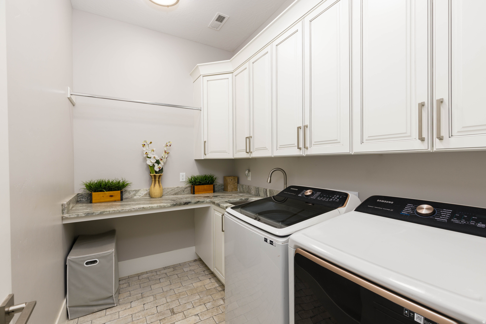 VENTANA RIDGE - Residential