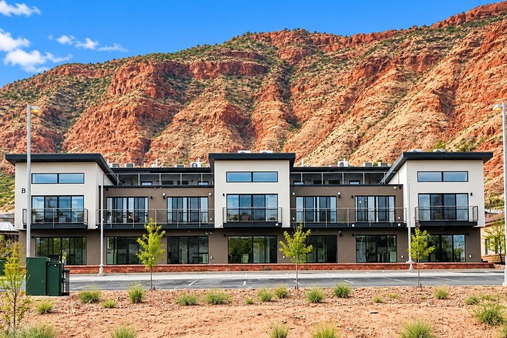 Photo of 443 KANE BLVD #B302, Moab, UT 84532 (MLS # 2183685)