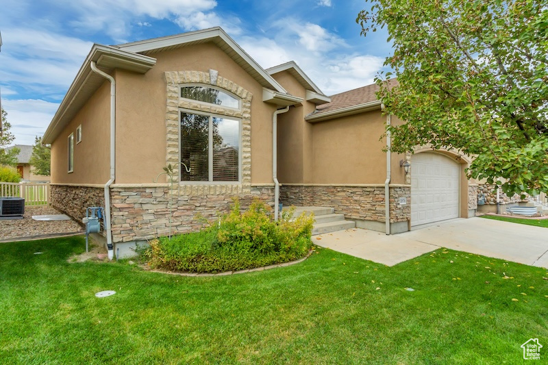 10976 Quartz Dr, South Jordan, Utah image 1