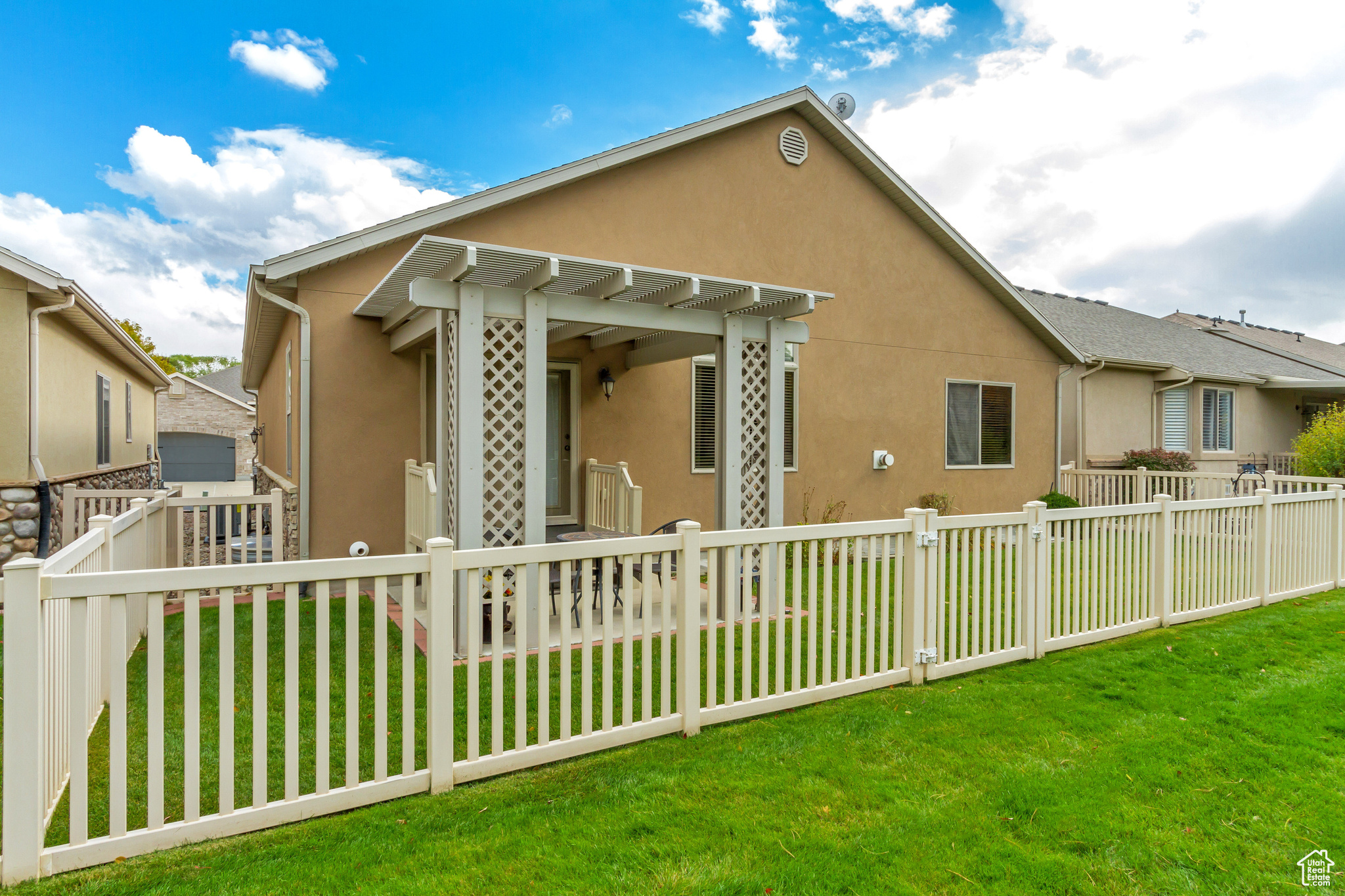 10976 Quartz Dr, South Jordan, Utah image 9