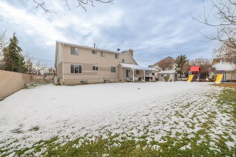 Tiny photo for 904 W 2300 S, Syracuse, UT 84075 (MLS # 2125473)