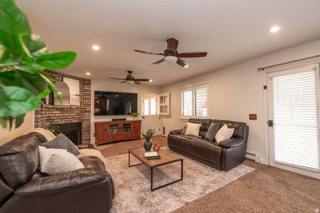 MOUNTAIN VIEW EST - Residential