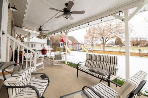 Tiny photo for 904 W 2300 S, Syracuse, UT 84075 (MLS # 2125473)