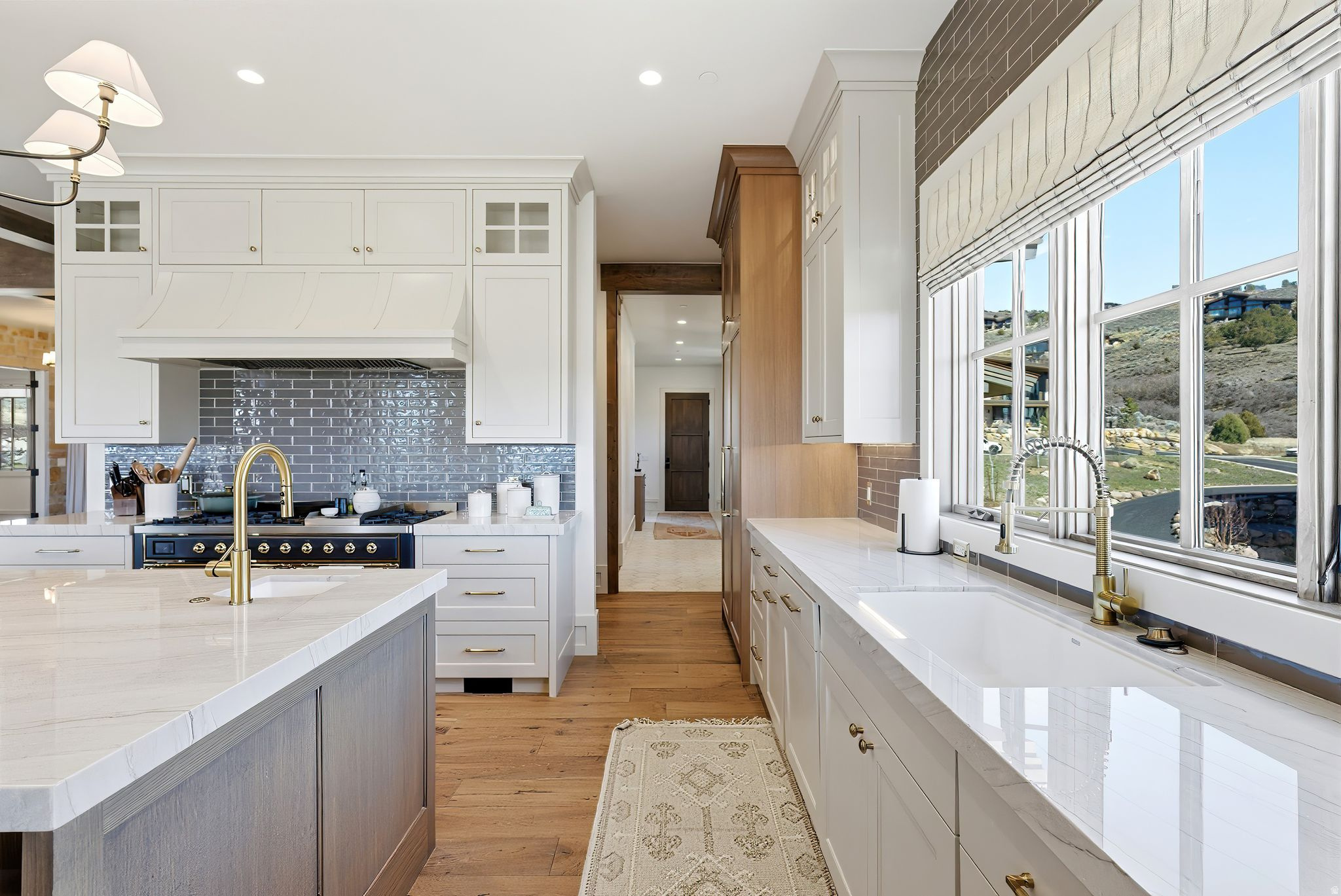 RED LEDGES - Residential