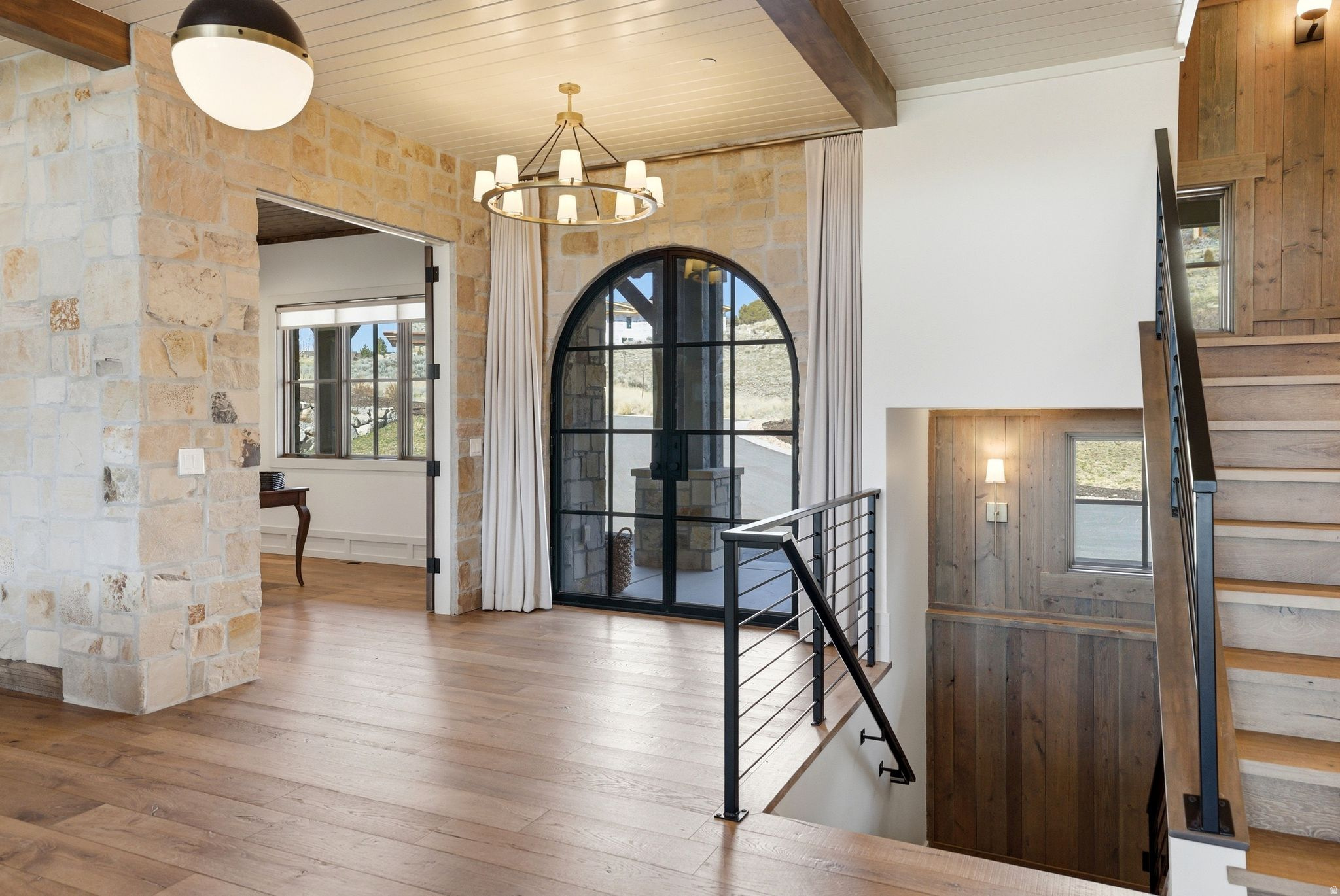 RED LEDGES - Residential