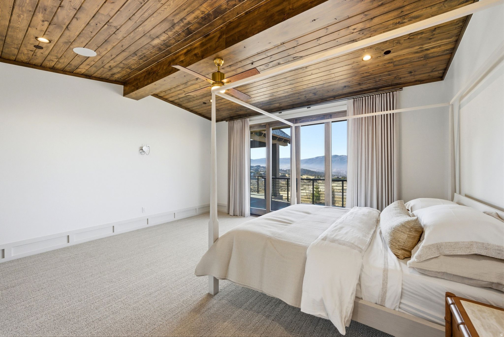 RED LEDGES - Residential