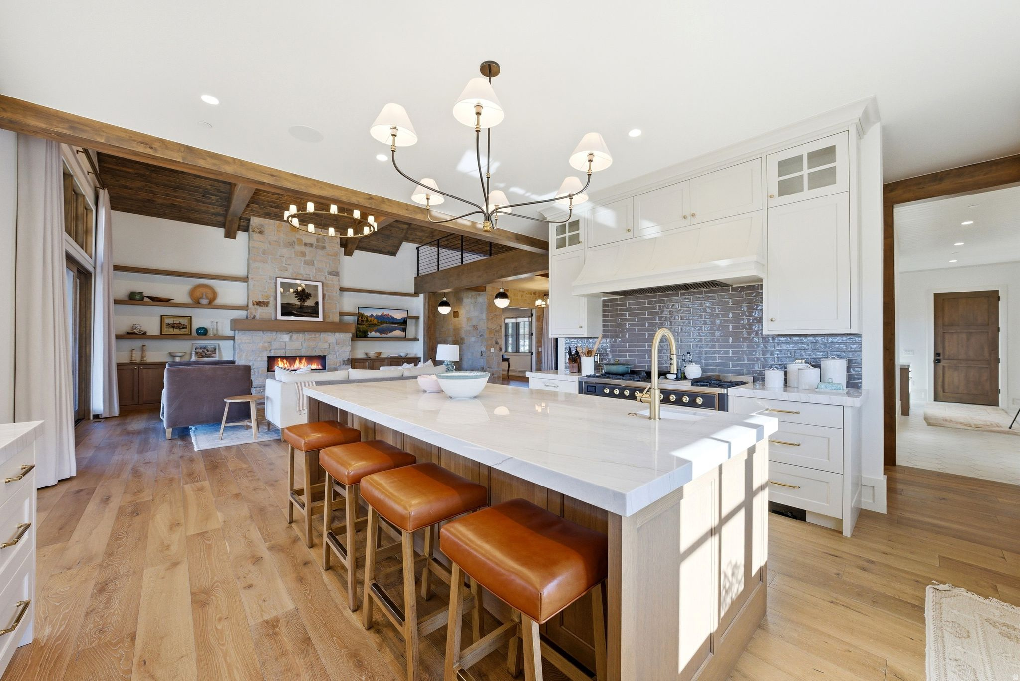 RED LEDGES - Residential