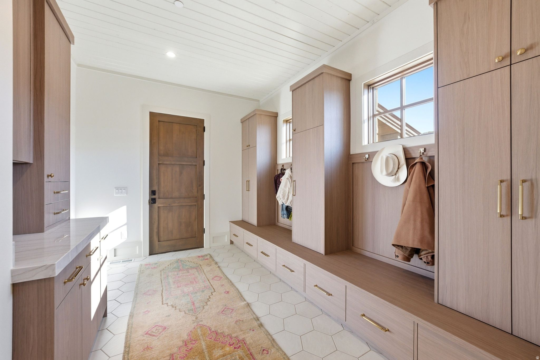 RED LEDGES - Residential