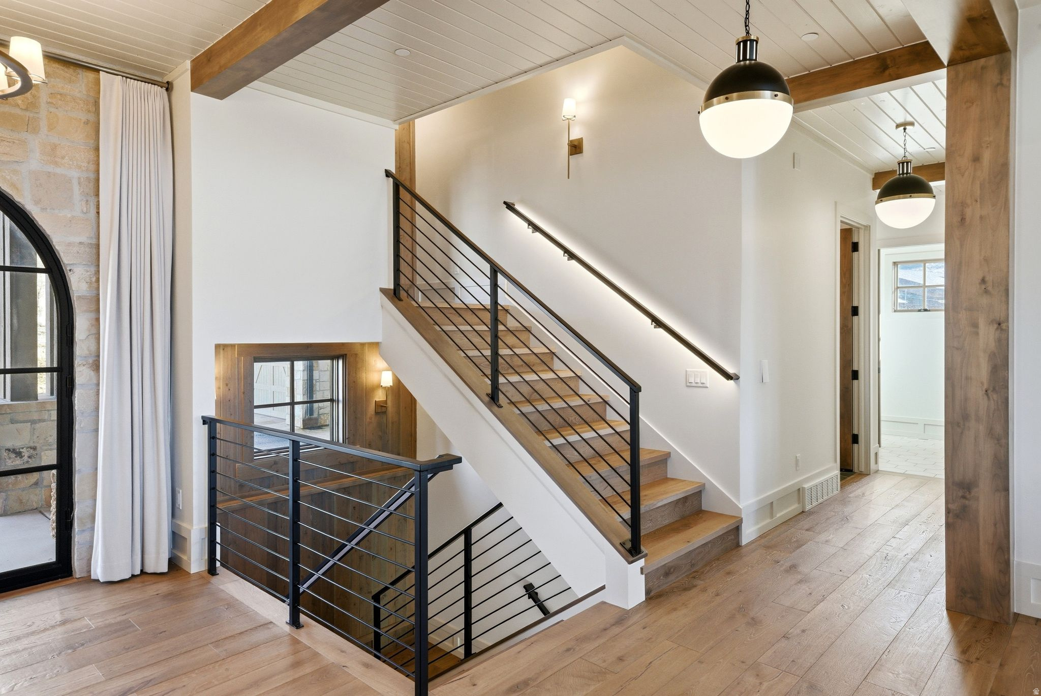 RED LEDGES - Residential