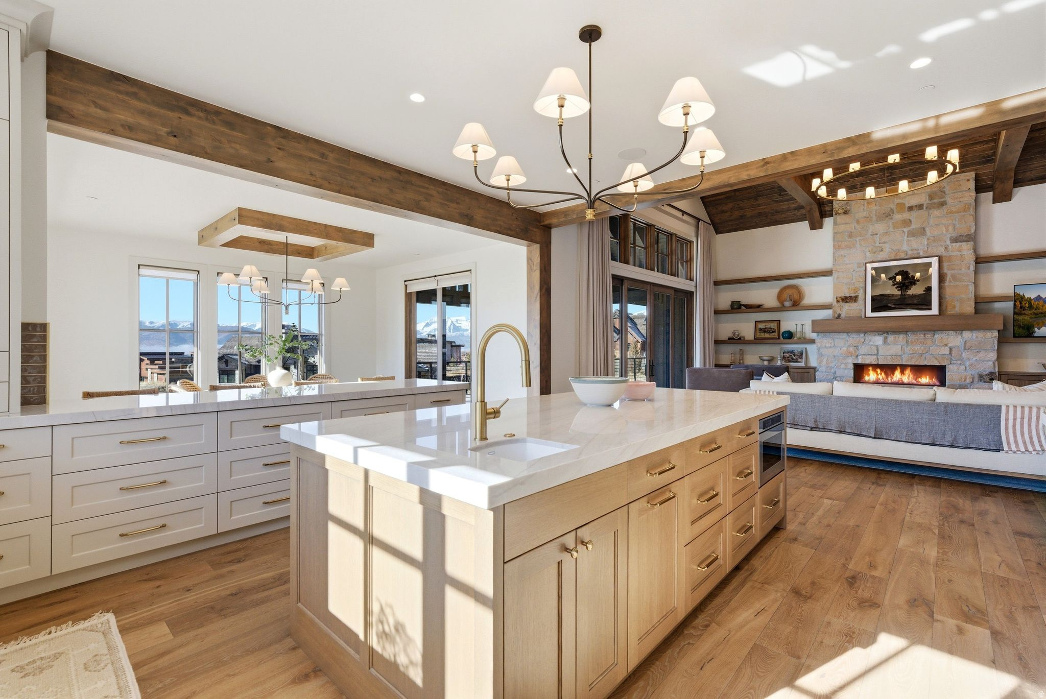 RED LEDGES - Residential