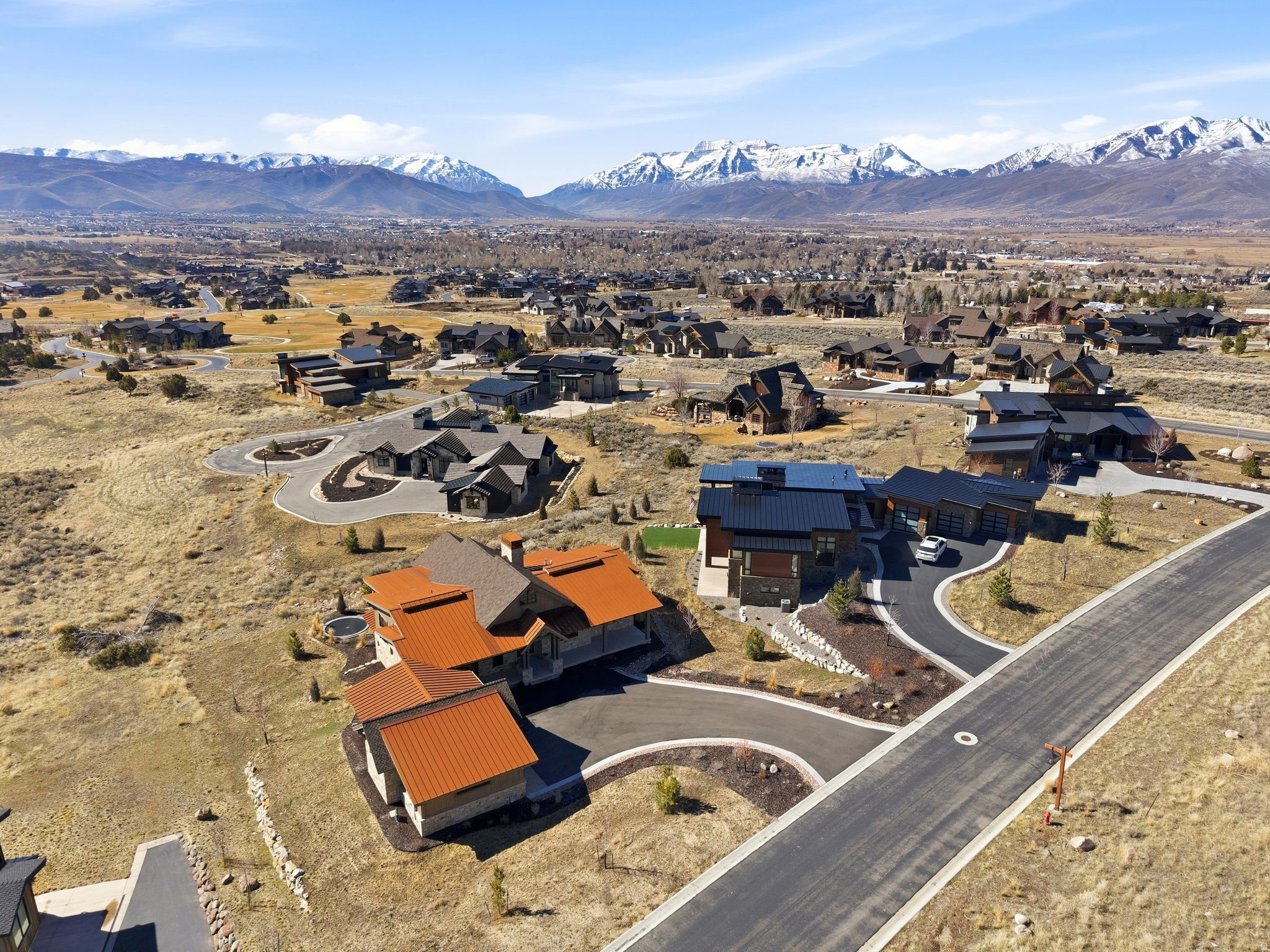 RED LEDGES - Residential