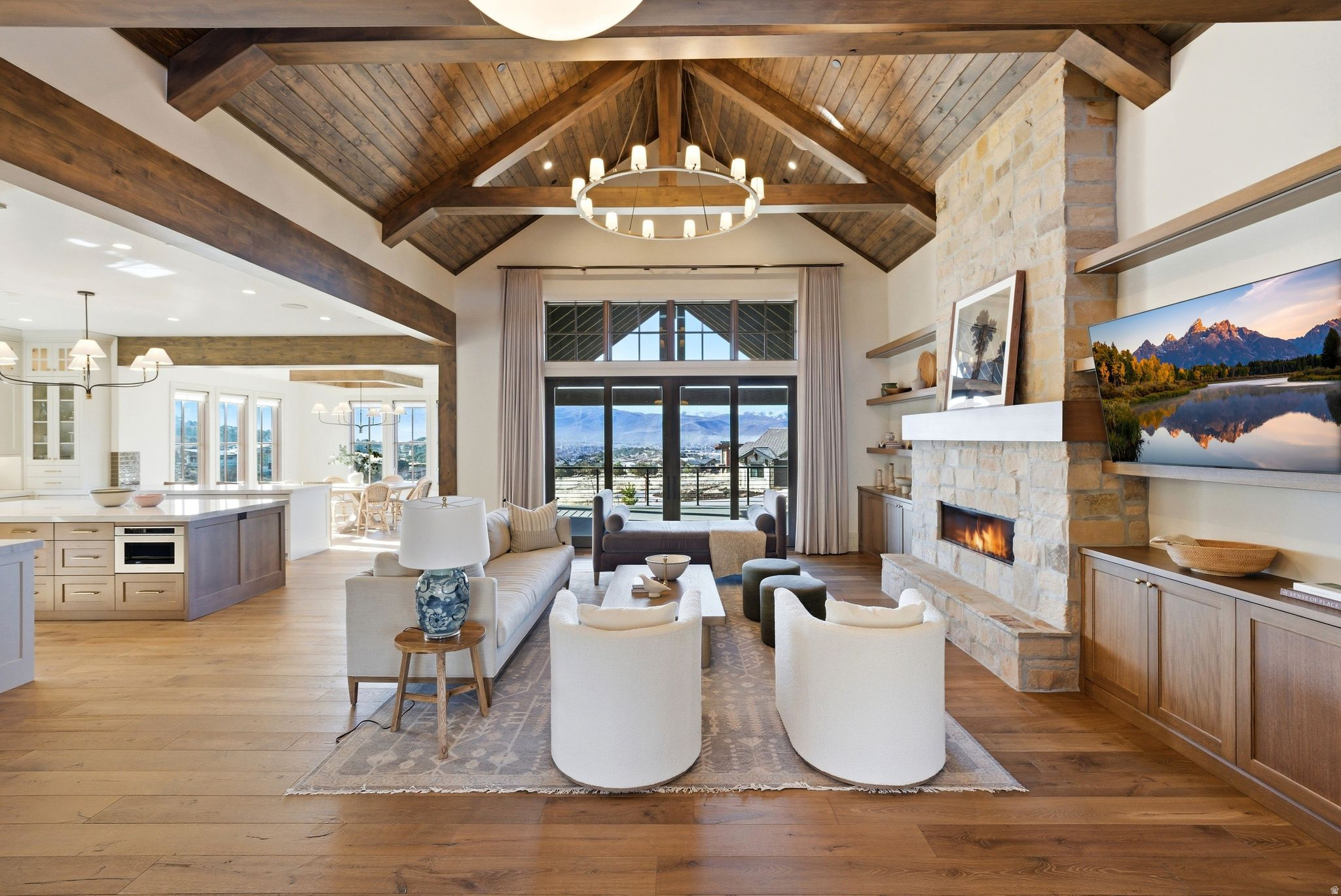 RED LEDGES - Residential