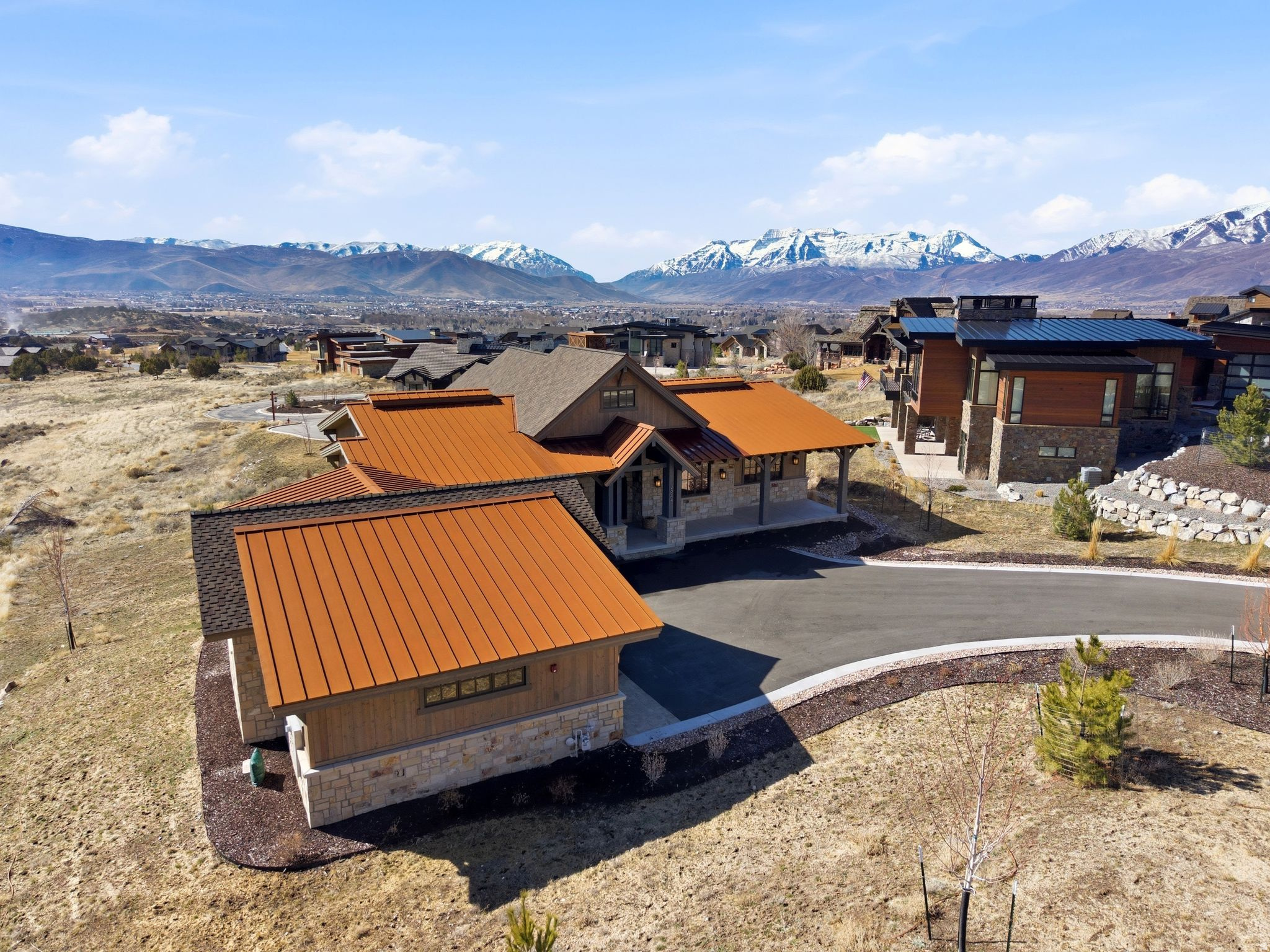 RED LEDGES - Residential