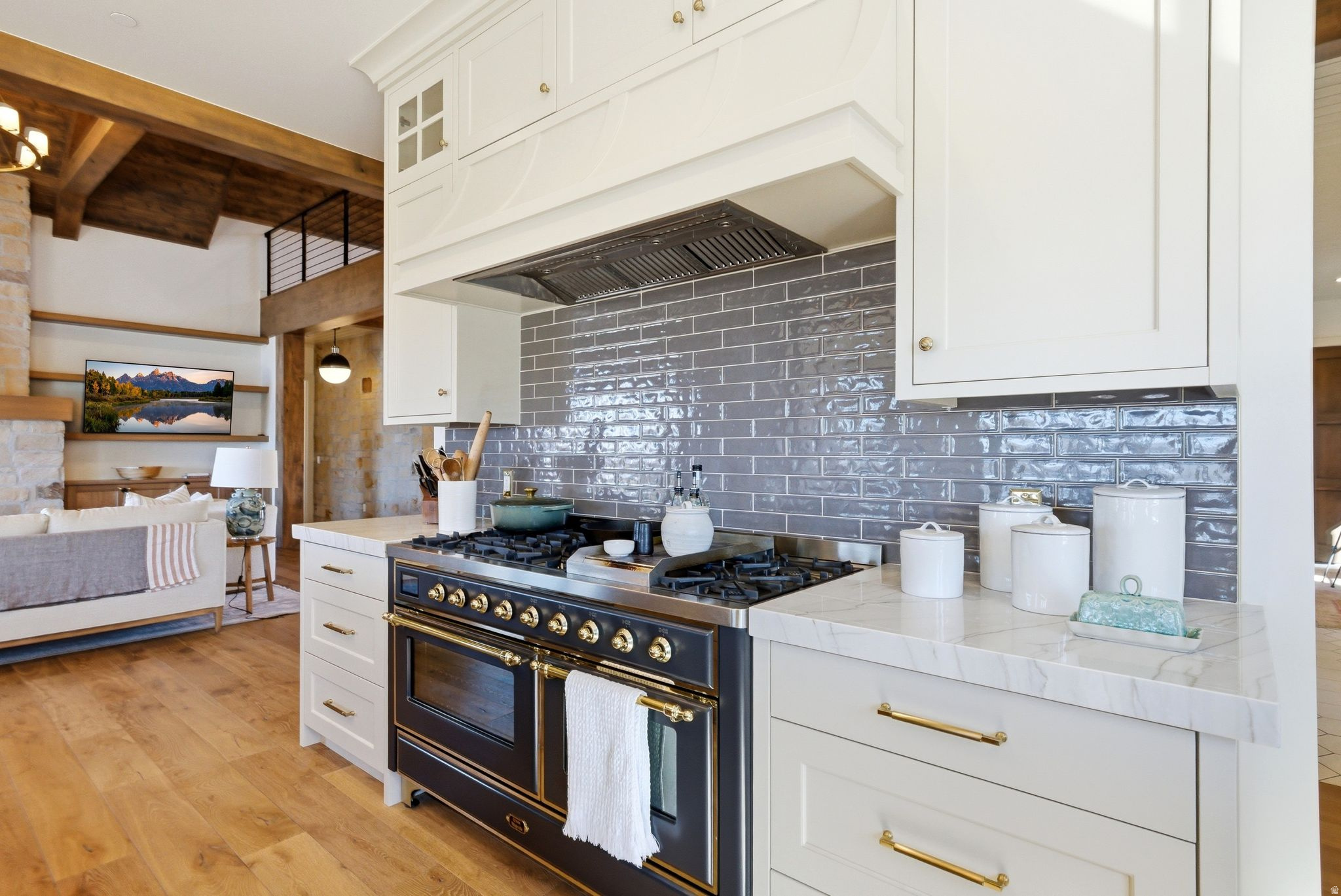 RED LEDGES - Residential