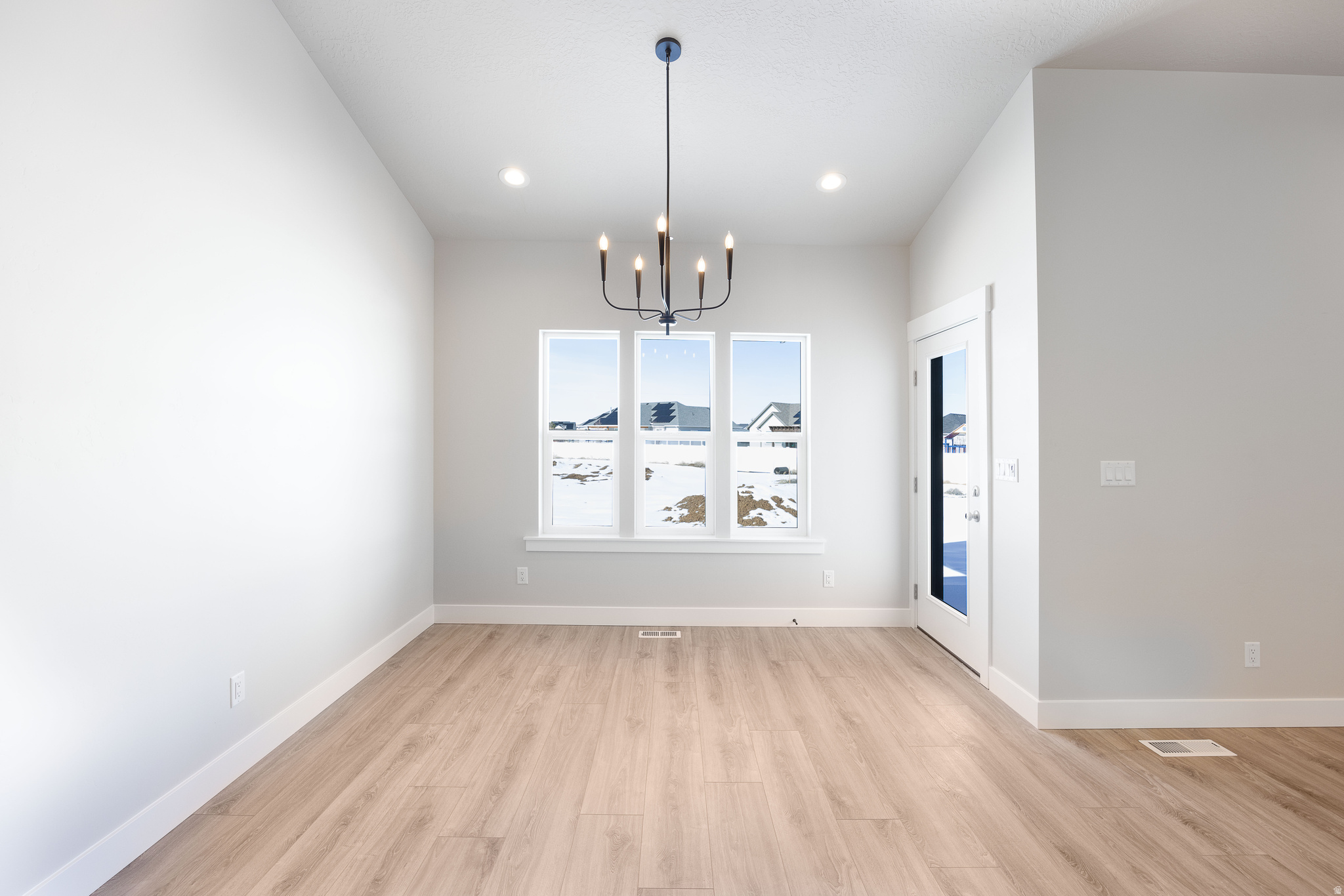 OAKRIDGE COVE - Residential