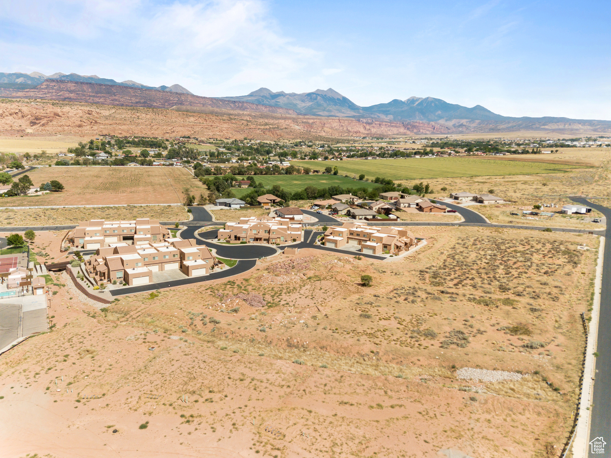 RIM VILLAGE VISTA PHASE 7 - Commercial Sale