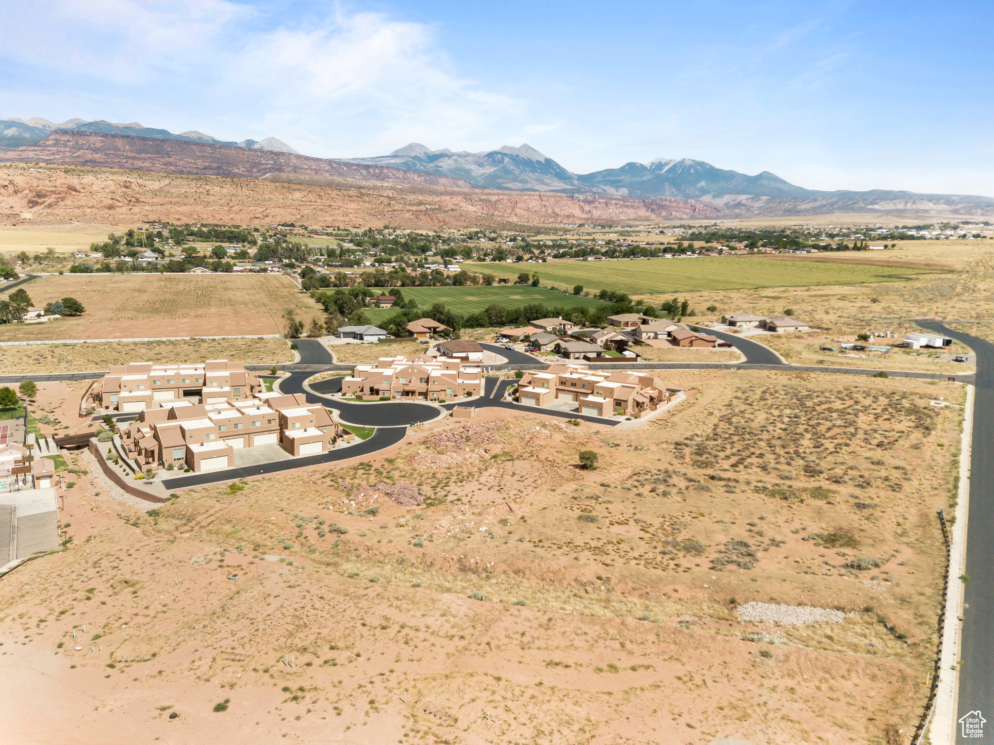 RIM VILLAGE VISTA PHASE 7 - Commercial Sale