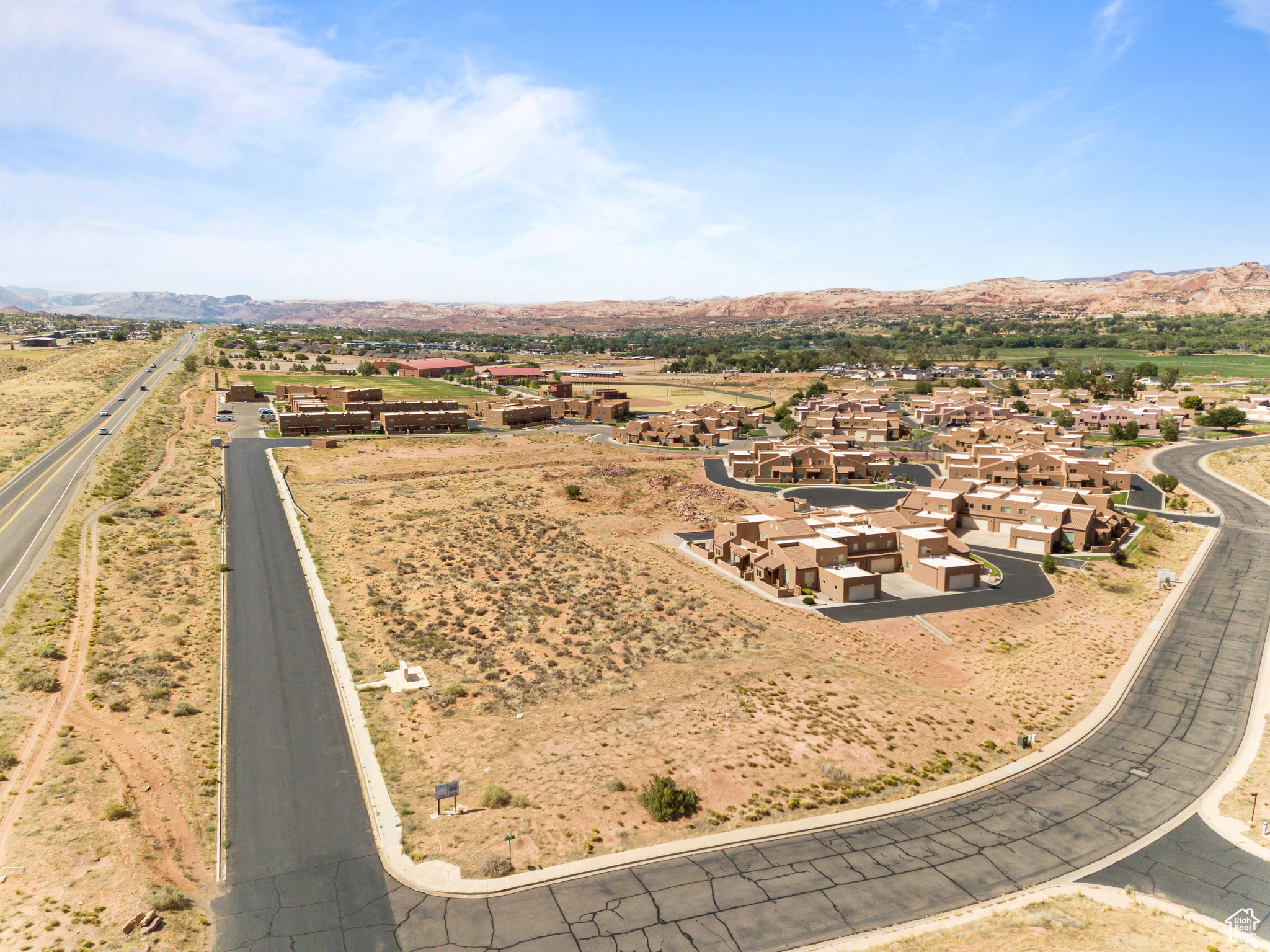 RIM VILLAGE VISTA PHASE 7 - Commercial Sale