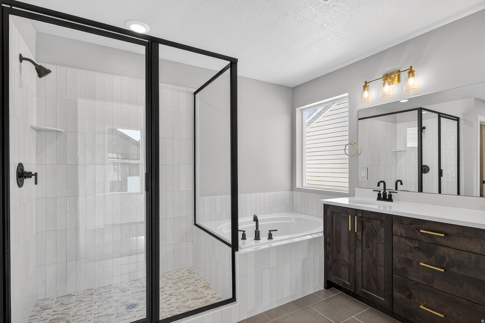 ORCHARDS AT JDC RANCH - Residential