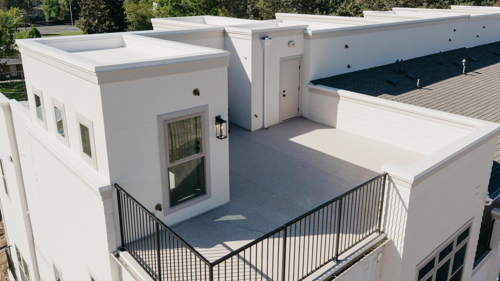 BASE 45 - Residential