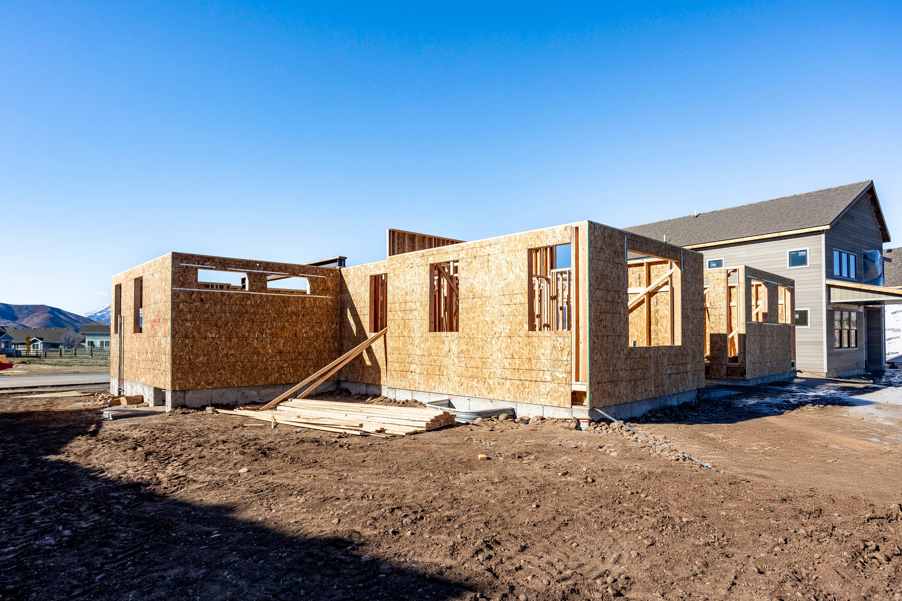 THE CROSSING - Residential