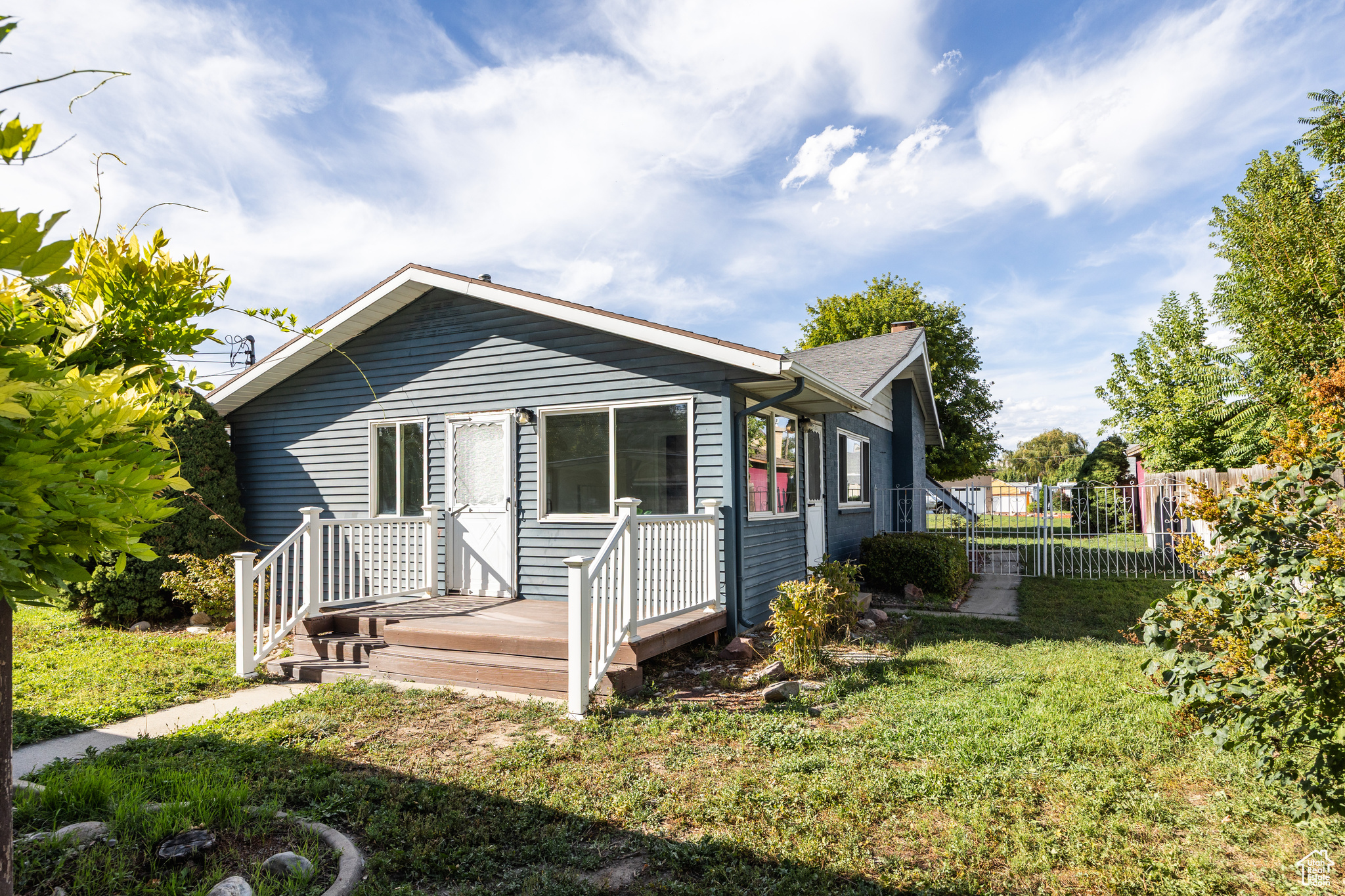 WENDELL WAY - Residential