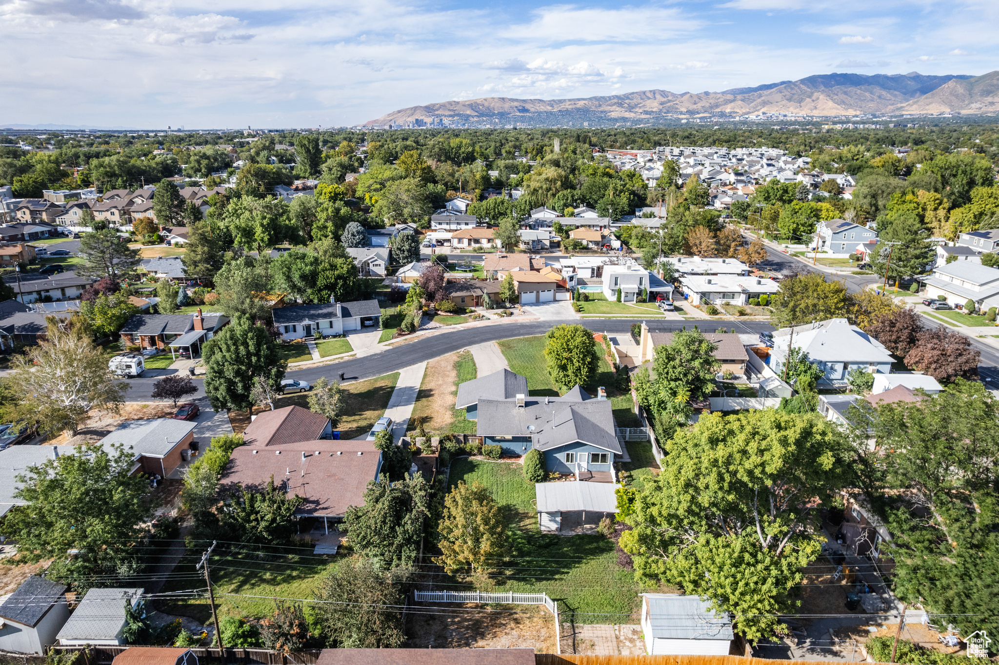 WENDELL WAY - Residential