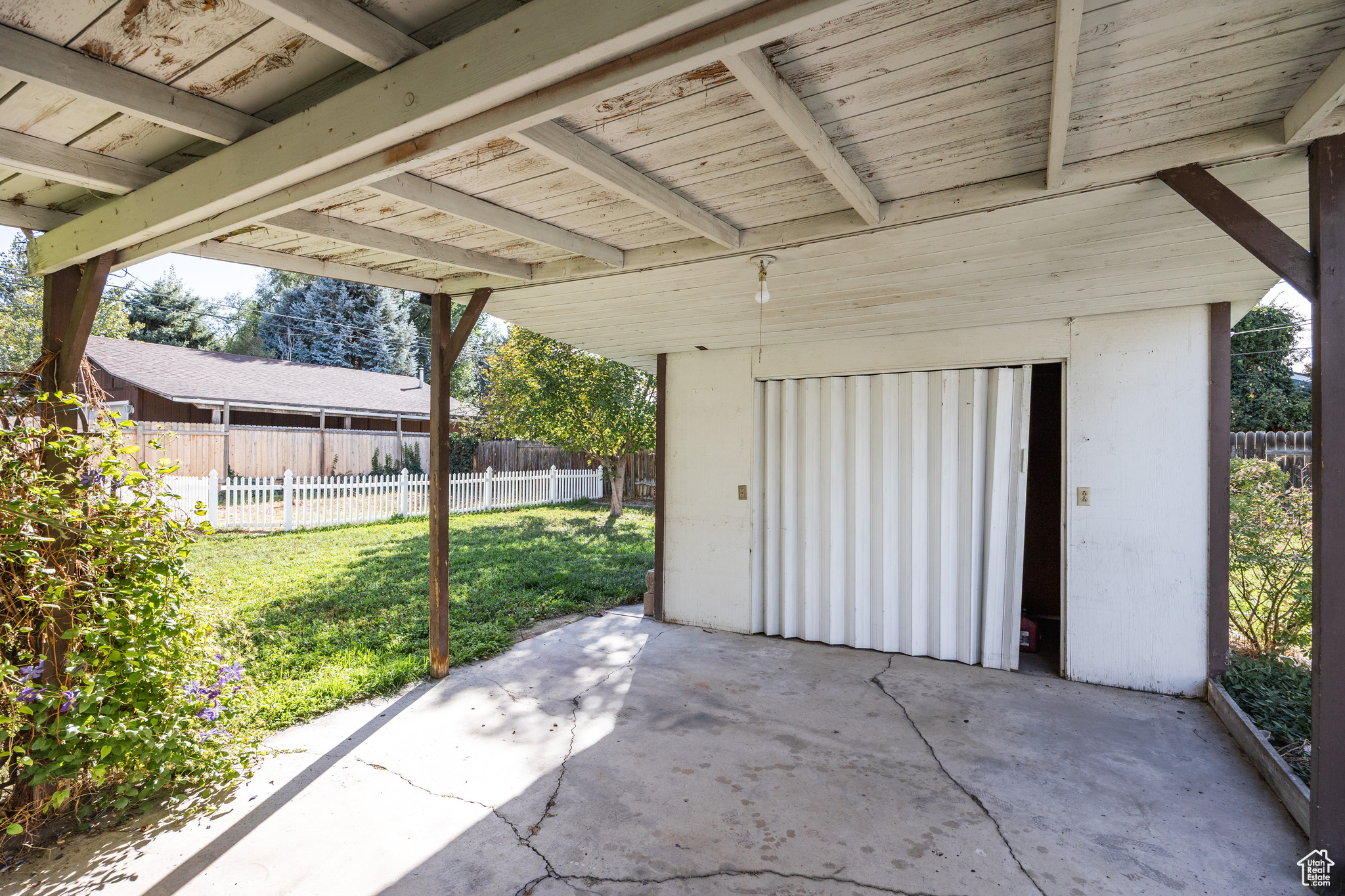 WENDELL WAY - Residential