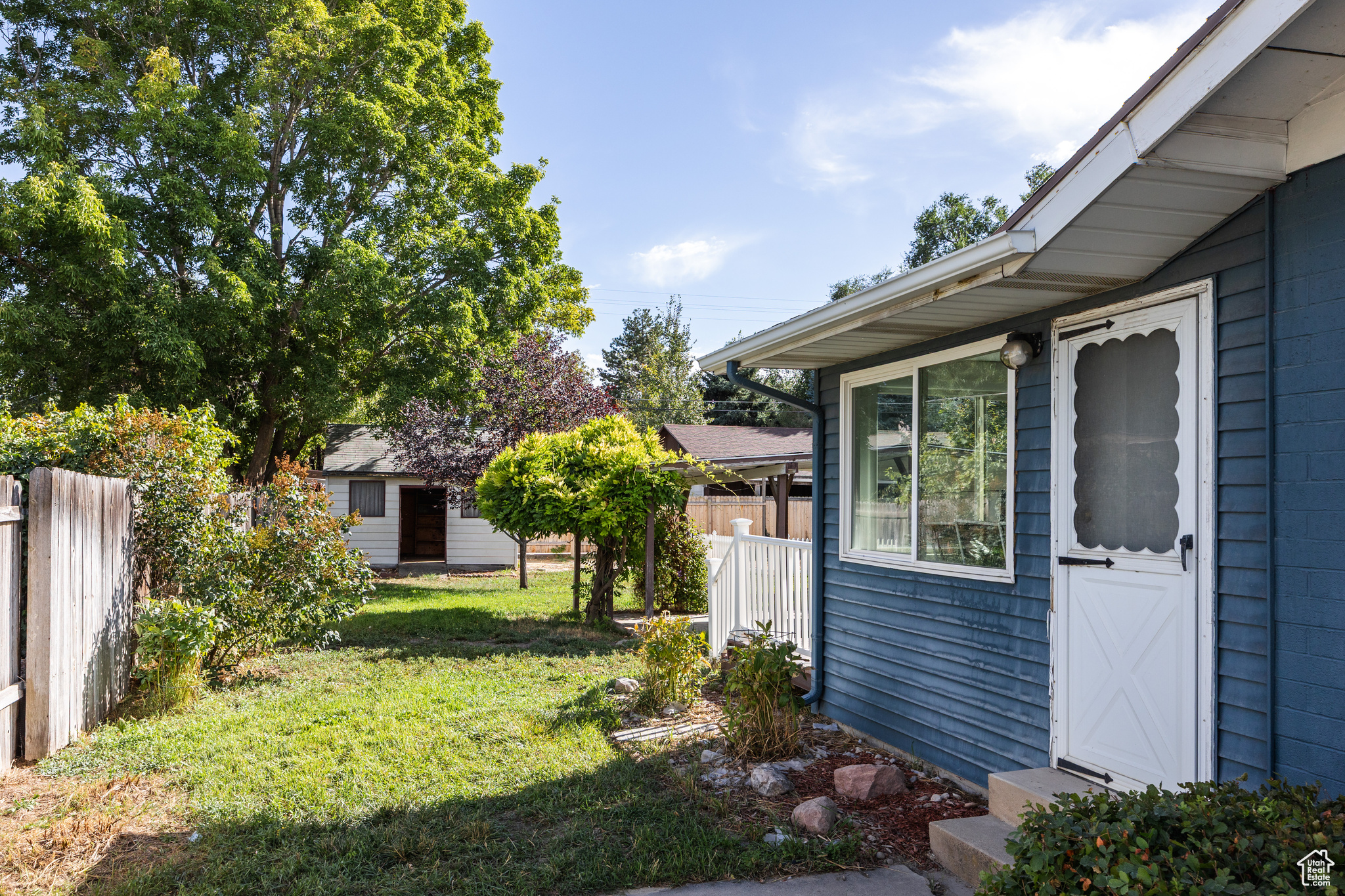 WENDELL WAY - Residential
