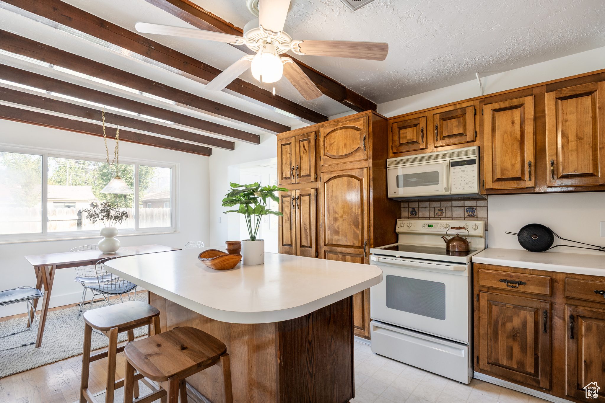 WENDELL WAY - Residential