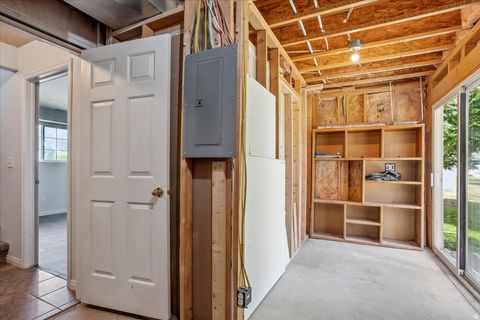 Tiny photo for 109 E 1875 N, Ogden, UT 84414 (MLS # 2147729)