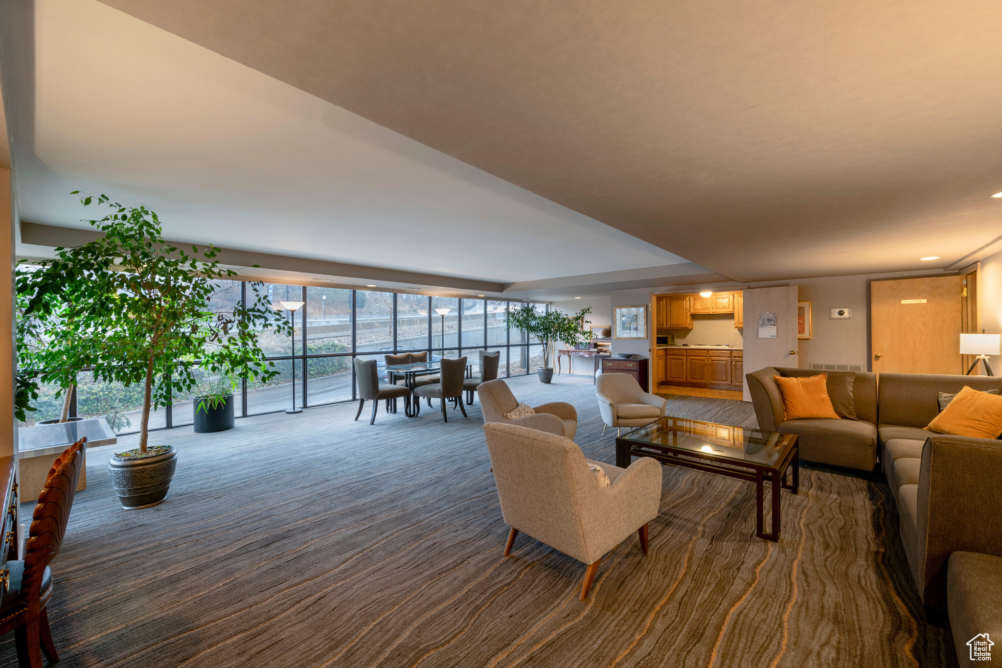 WILSHIRE - Residential