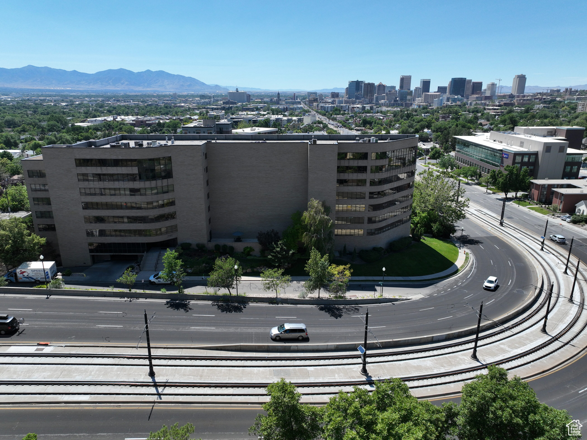 WILSHIRE - Residential