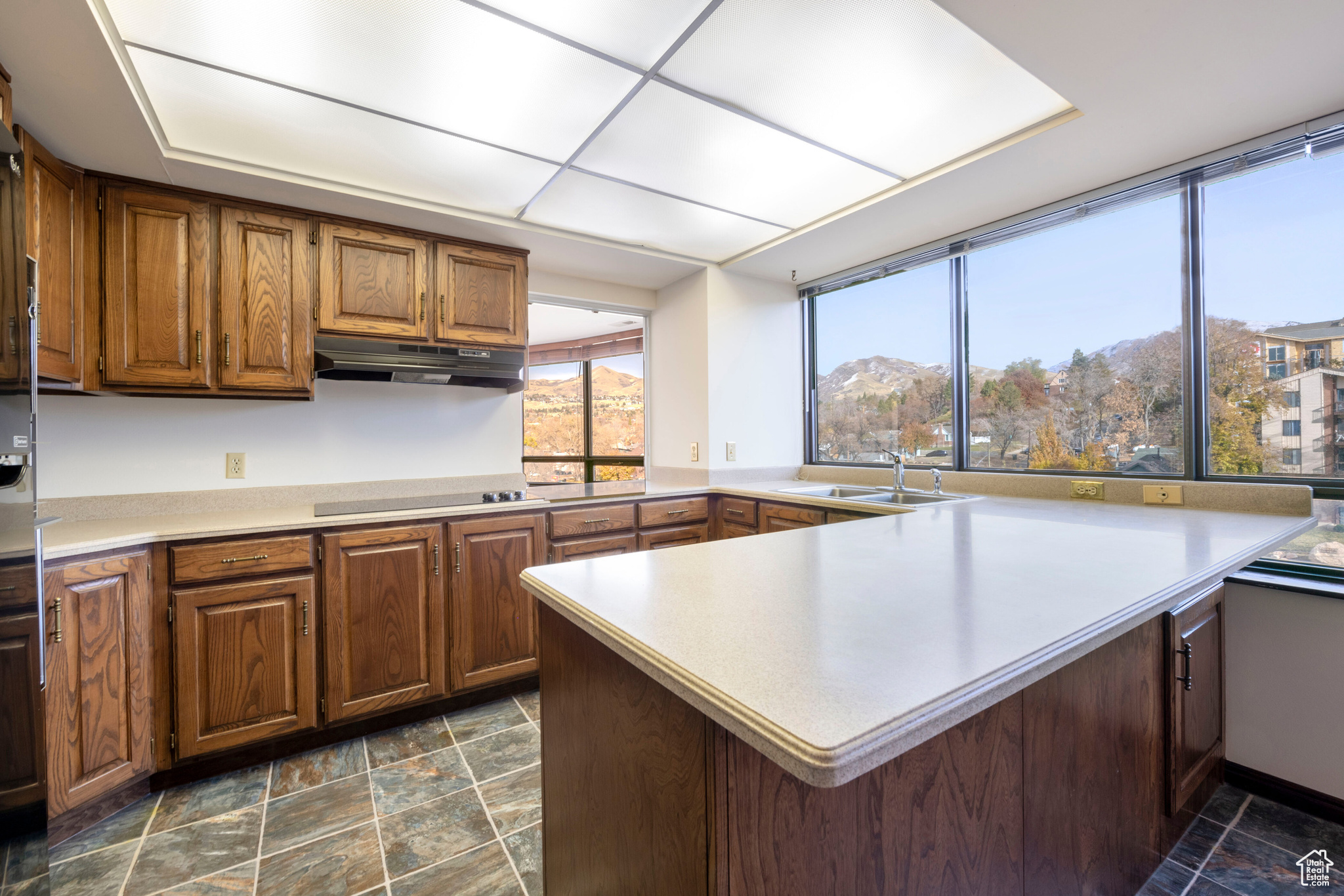 WILSHIRE - Residential