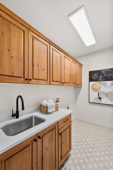 Tiny photo for 340 E BRAYDEN WAY, Draper, UT 84020 (MLS # 2180648)
