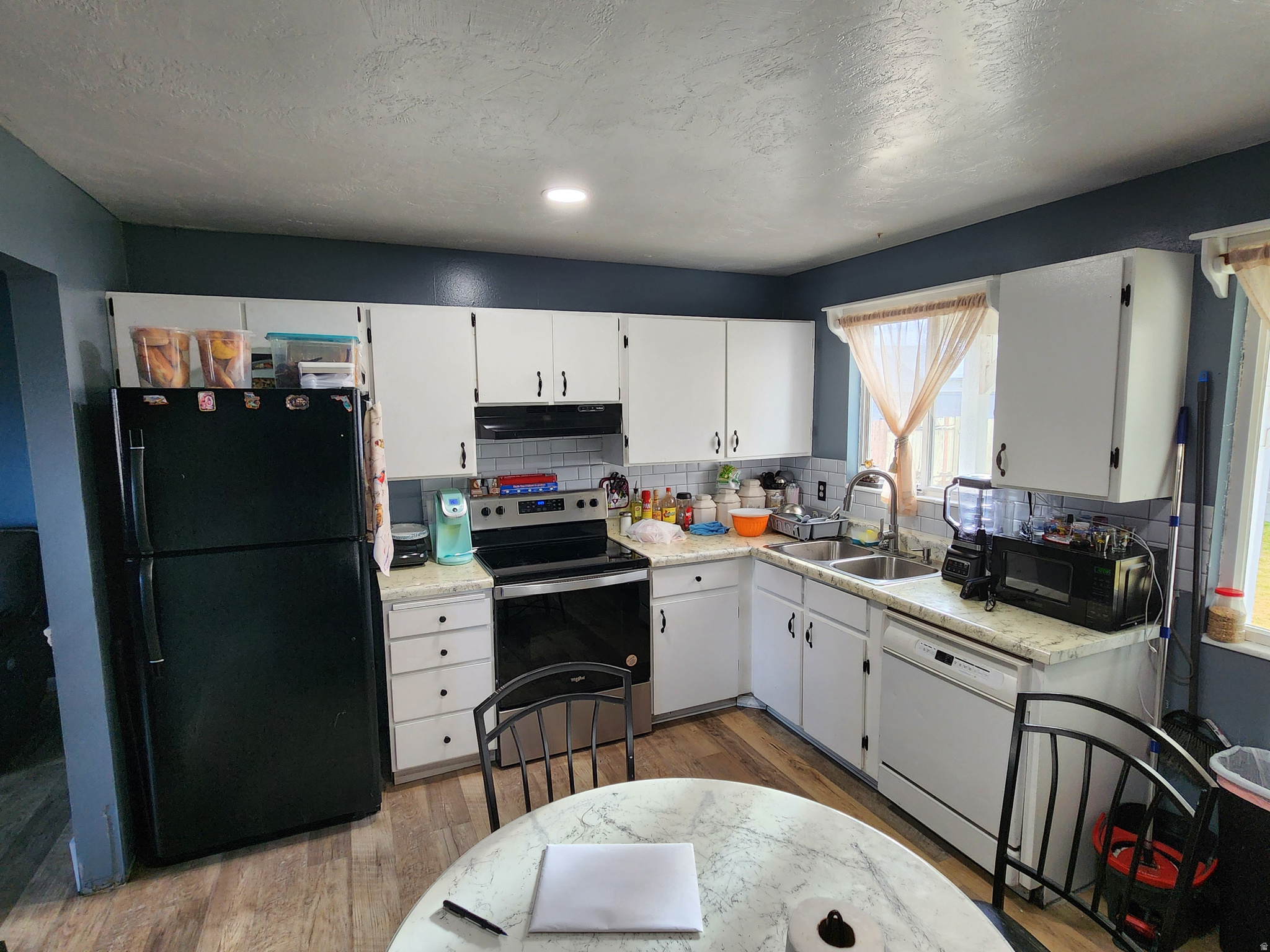 WESTWOOD #3 - Residential