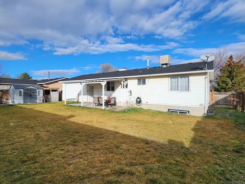 Tiny photo for 3759 W ETTENMORE CIR S, Taylorsville, UT 84129 (MLS # 2128152)