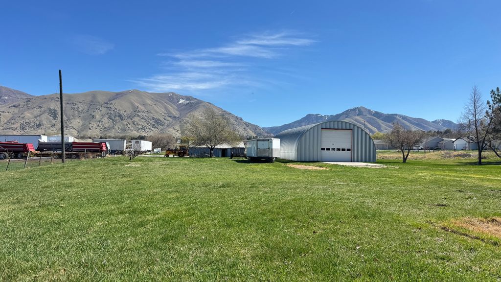 Photo of 230 N 100 E, Hyrum, UT 84319 (MLS # 2146795)