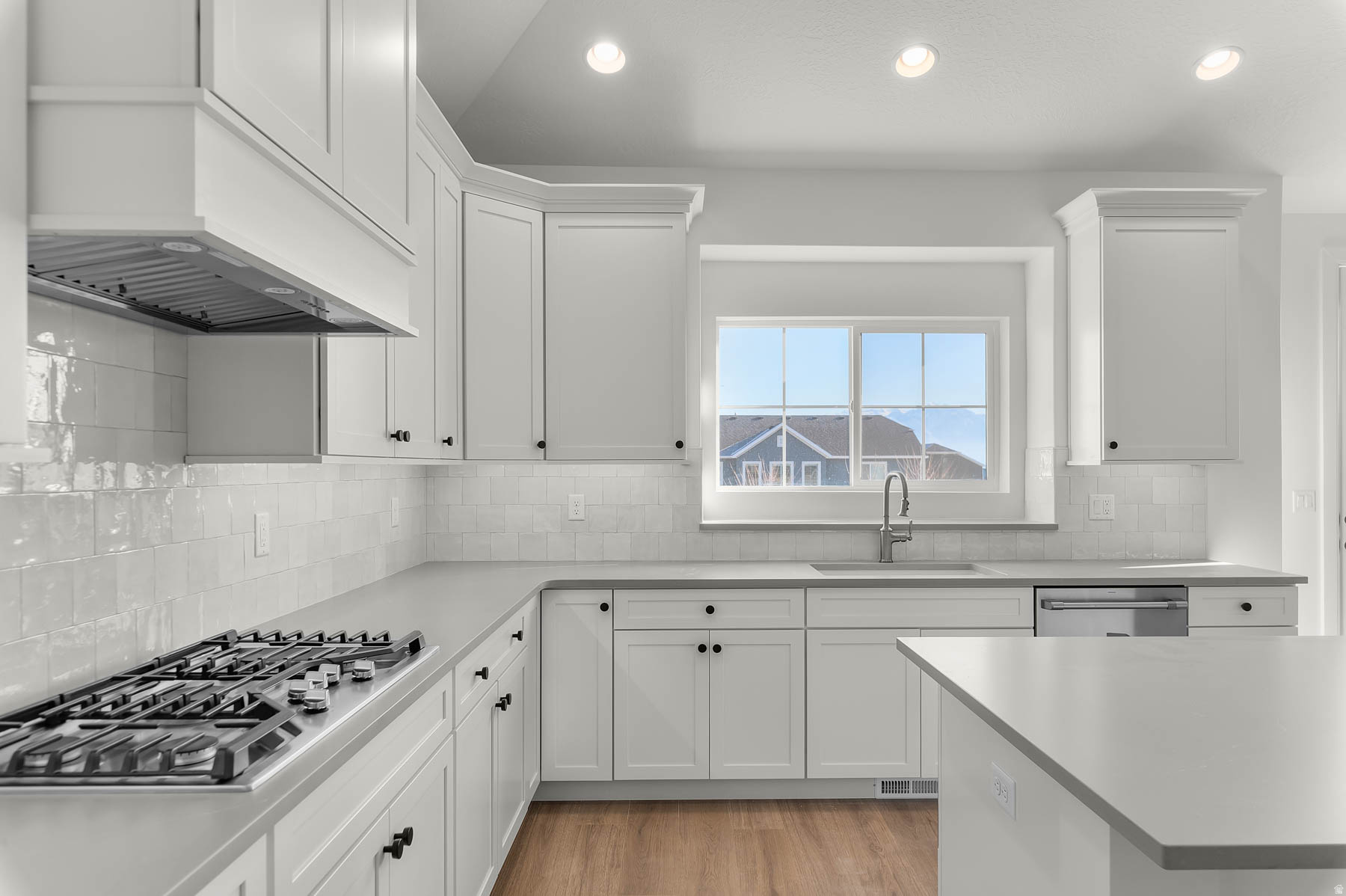 DRY CREEK HIGHLANDS SIGNATURE 207 - Residential