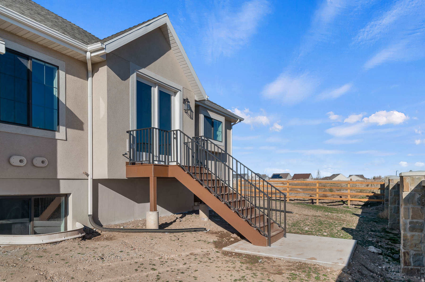 DRY CREEK HIGHLANDS SIGNATURE 207 - Residential