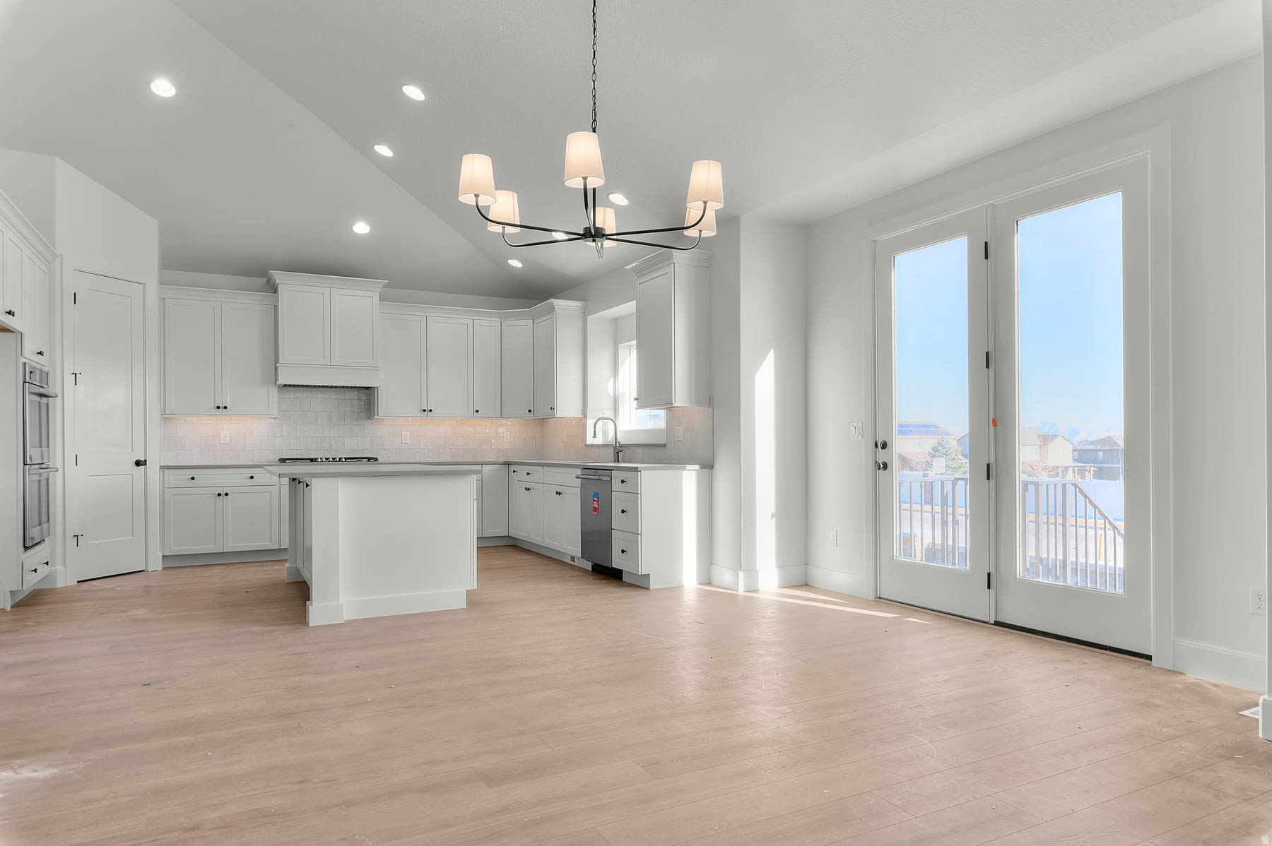 DRY CREEK HIGHLANDS SIGNATURE 207 - Residential