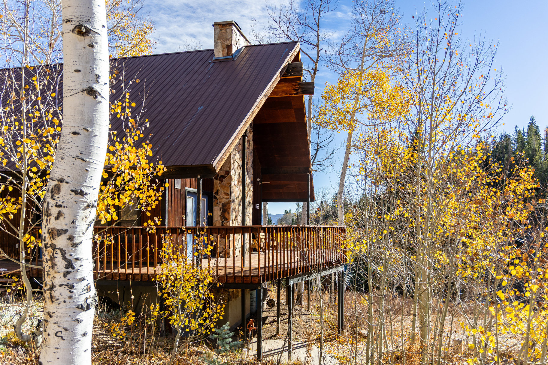 PINE MEADOW RANCH - Residential