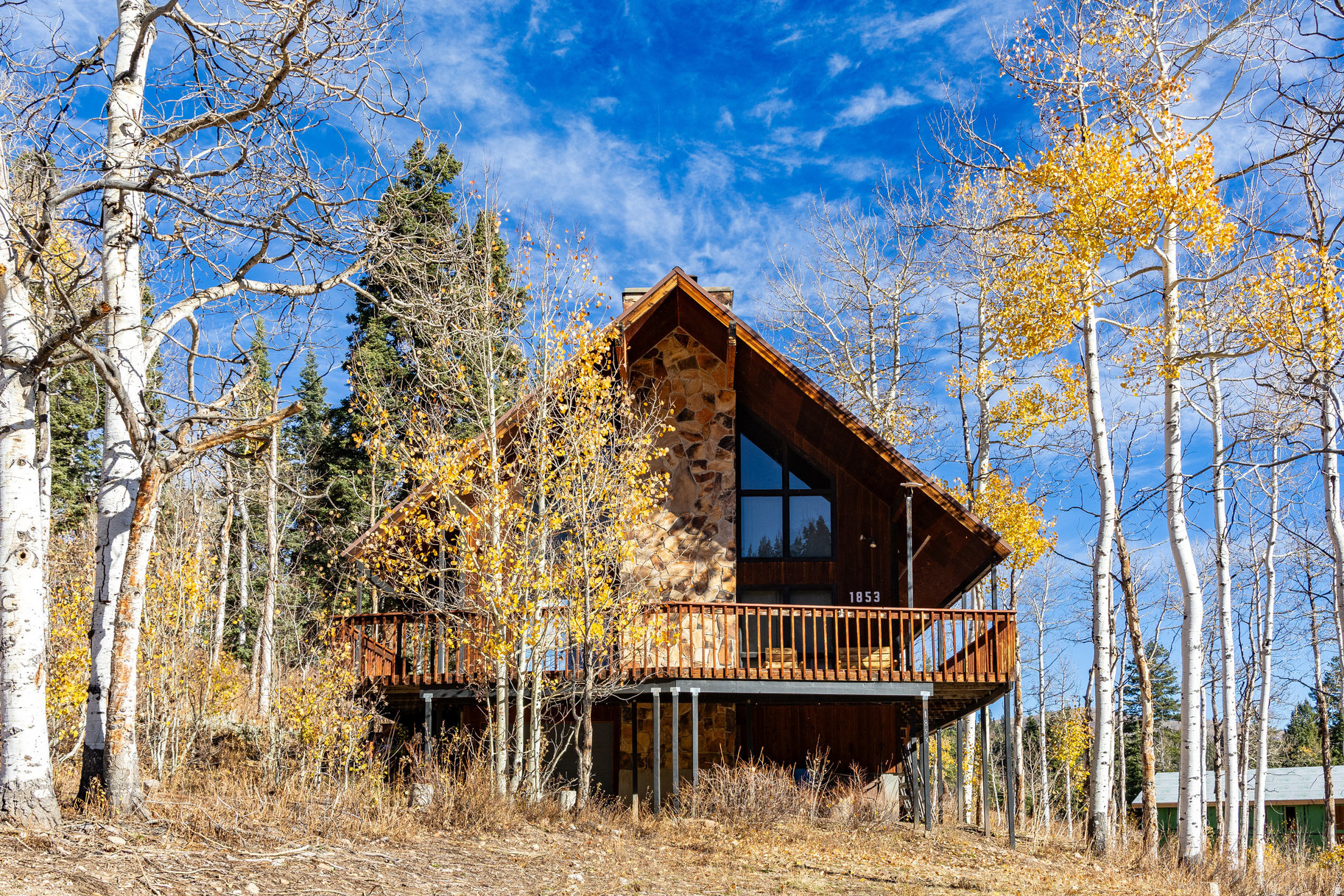 PINE MEADOW RANCH - Residential