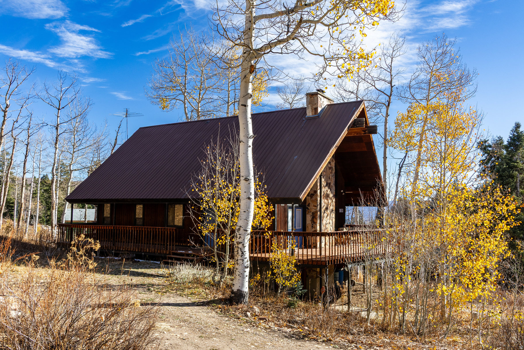 PINE MEADOW RANCH - Residential