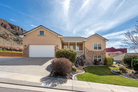 Photo of 101 W 1200 S, Hurricane, UT 84737 (MLS # 2139602)