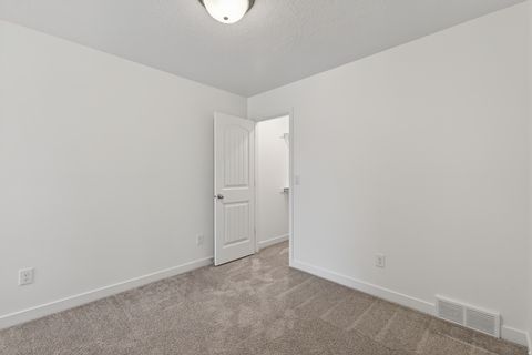 Tiny photo for 4216 W GUNLOCK PARK CT #433, Riverton, UT 84096 (MLS # 2148746)