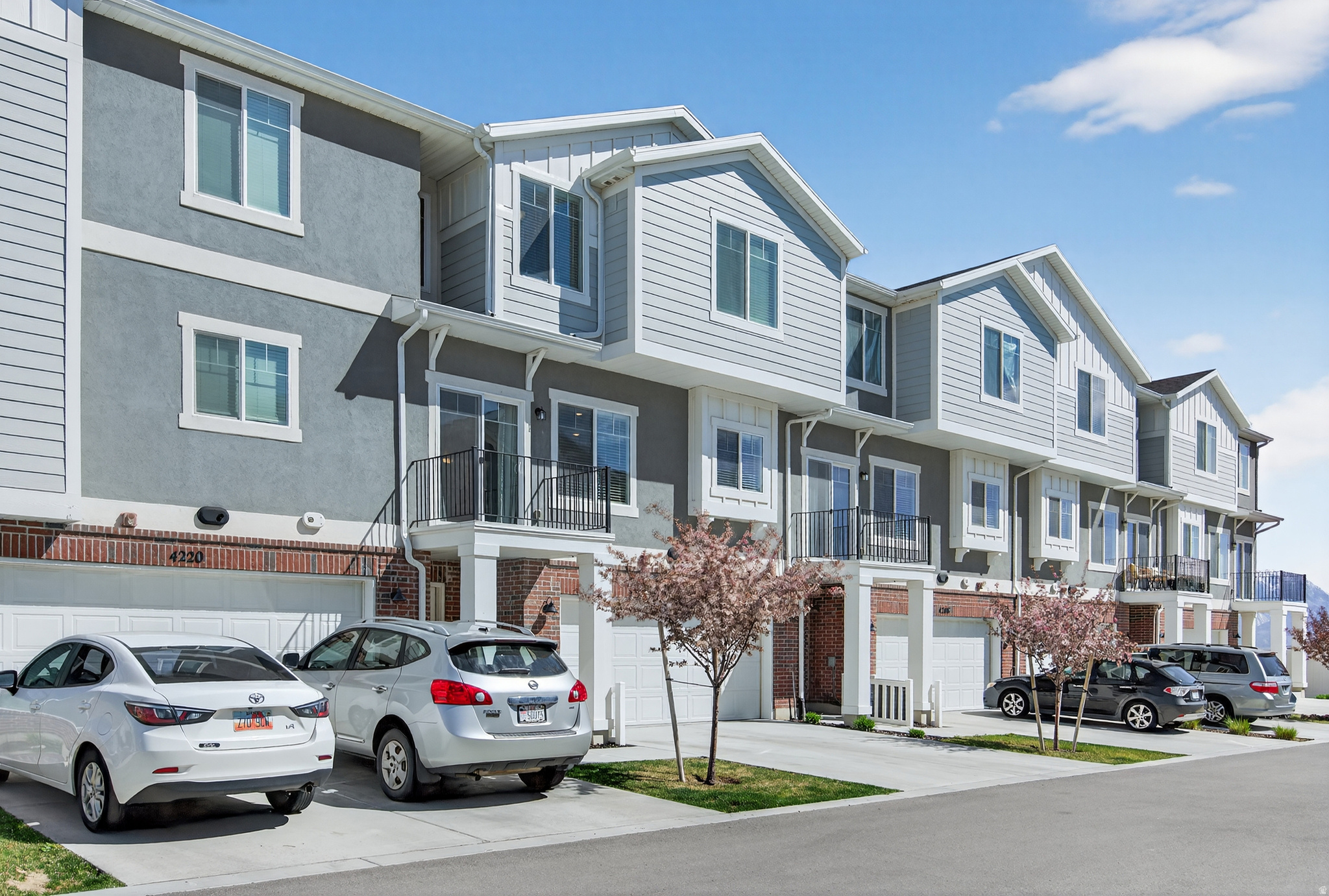 PARKSIDE - Residential